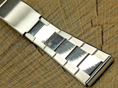 Correa de reloj Baldwin vintage de acero inoxidable con cierre de despliegue de 19 mm nueva en stock sin usar Foto 1 de 4