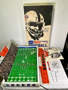 Juego de fútbol americano eléctrico vintage años 70 Tudor NFL 618/619 Cardinals VS Bears *LEER - Imagen 1 de 17