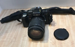 Minolta Maxxum 7000 AF Camera Body with Sigma 28-200mm lens FOR PARTS ONLY - Picture 1 of 6