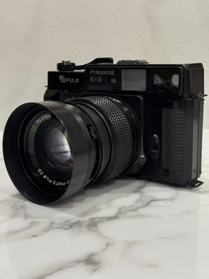 [Casi Como Nueva] Cámara Fuji GW690ii Profesional 6x9 con Lente 90mm F/3.5 Foto 1 de 4
