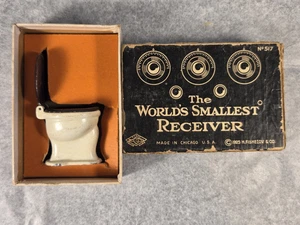 Tootsie Toy "The Worlds Smallest Receiver" Die Cast Dollhouse Toilette 1925 in Box - Bild 1 von 11