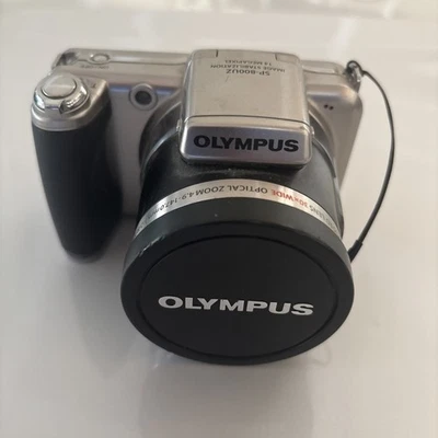 Cámara digital Olympus SP-800UZ con cargadores, baterías, tarjeta de memoria - Probada funciona Foto 1 de 4