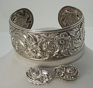 Precioso conjunto de brazalete y pendientes Sterling S. Kirk & Son rosa floral reposado - Imagen 1 de 15