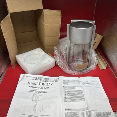 Aplique de pared pequeño de níquel cepillado Hampton Bay Foto 1 de 3