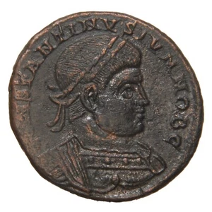 RÖMISCHES REICH - 330-331 AE3 - Konstantin II - Zwei Soldaten und zwei Standarten - Bild 1 von 2