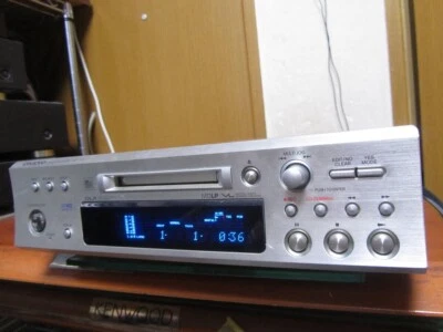 ONKYO MD-133 Hi-MD Mini Disc Recorder Silver High Speed MDLP - Photo 1/4