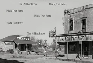 Texaco Service Station and Hotel, Hughesville Missouri, Circa 1939, Reprint - Bild 1 von 1