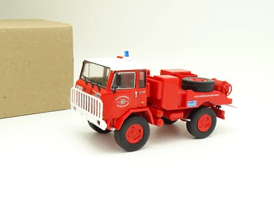 IXO SB 1/43 - Maheu-Labrosse Iveco Unic 75 PC Firefighters - Image 1 of 2
