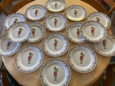 Nuevo Juego Grande de 16 - Platos de Cena Grinch Cindy Lou WhoVille - Navidad Foto 1 de 4