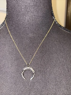 Collar de cadena Jewelmint delicado luna creciente estilo minimalista Foto 1 de 4