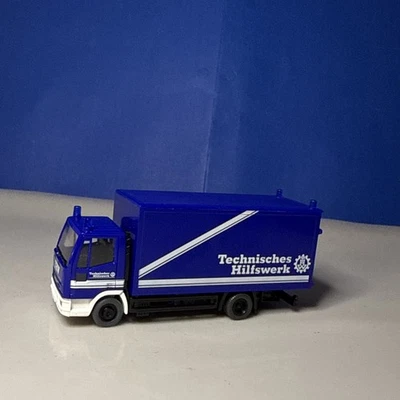 Wiking HO 比例 1:87 依维柯 THW 盒式卡车 — 第 1/4 张图片