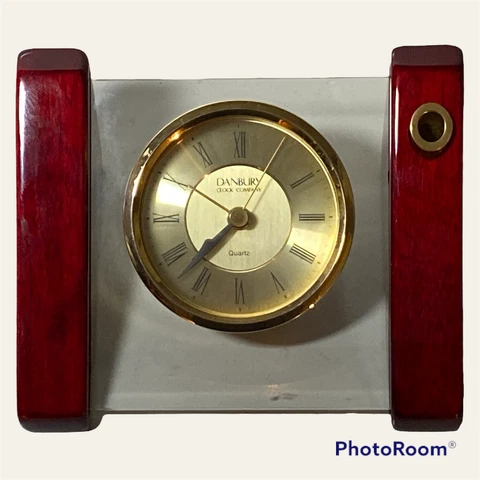 Rosewood Quartz Desktop Office The Danbury Clock Company Triangular Red Slanted Cover