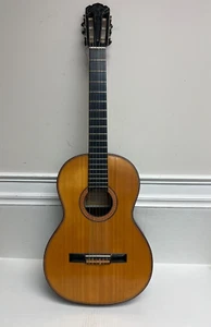 1975 Antigua Casa Nunez Concierto Acoustic Guitar Signed by Dionisio Garcia - Picture 1 of 12