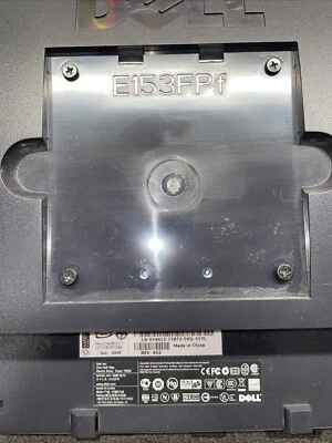 DELL E153FPf 15" LCD COMPUTER VGA MONITOR  1024 x 768 W/ ADJUSTABLE STAND - Image 1 of 4