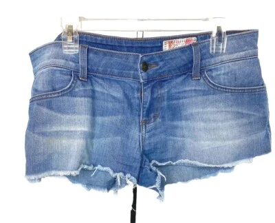 Siwy Shorts Distressed Raw Hem Booty Size 29 Made In USA Medium Dark Wash Y2k - Image 1 of 4