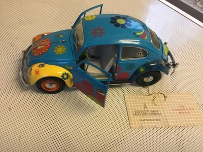 Volkswagen Flower Power Beetle 1967 Franklin como nuevo escala 1:24 Foto 1 de 4