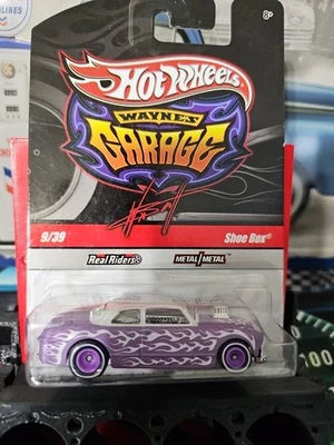 Hot Wheels Larrys Garage #9 2010 caja de zapatos púrpura protector incluido  Foto 1 de 3