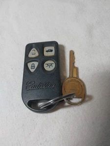 Vintage Cadillac Gold Key & Key Fob General Motors Car Auto - Picture 1 of 10