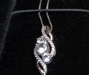 Kay's Jewelers 3 Large CZ or Similar Stone w/Small Twist Stones 18 in. Necklace - Picture 1 of 3