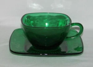 Anchor Hocking Glass FOREST GREEN "Charm" Square Cup and Saucer Set - Picture 1 of 2