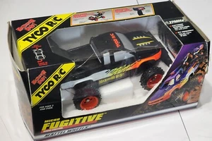 Vintage 1997 Mattel Tyco Micro Fugitive R/C Truck Maximum Heat Radio Control Car - Picture 1 of 3