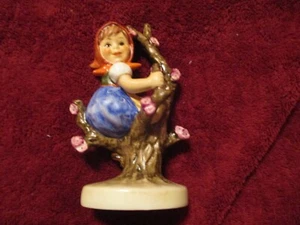 Vintage Hummel Figur 4 cm West Germany Apfelbaum Mädchen # 141 3/0 TMK 6 - Bild 1 von 6