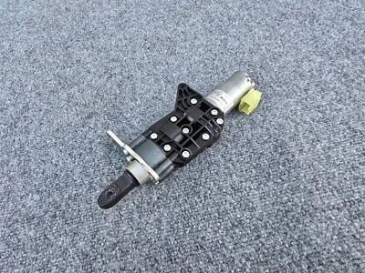 MONTAJE MOTOR MALETERO/PUERTA LEVADIZA LADO DERECHO OEM 86K 2018-2019 AUDI Q7 3.0T Foto 1 de 4