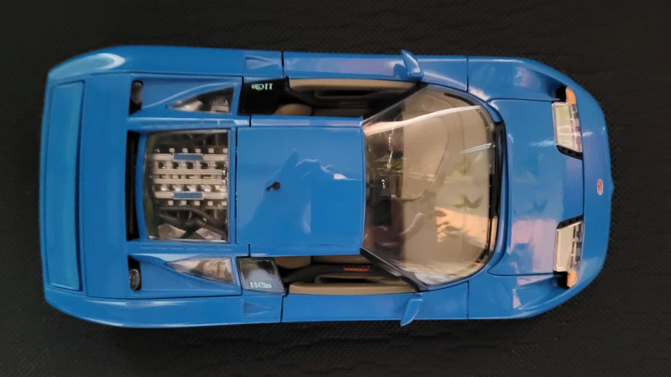 Vintage BURAGO #3035 1/18 1:18 BUGATTI EB110 1991 Near mint TBE - Photo 1/4