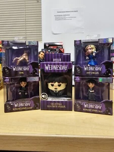 Juego de figuras de metal Wednesday Addams Jada Toys con altavoz Bitty Boomer - Imagen 1 de 18