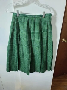 Majestic Specialties vintage (60's) blue & green plaid pleated skirt. - Picture 1 of 6