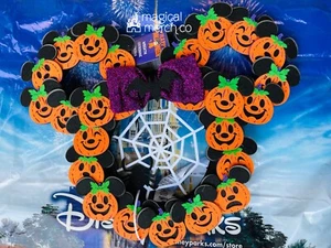 2021 Disney Parks Minnie Mouse Pumpkin Spider Web Halloween Wreath New - Picture 1 of 1