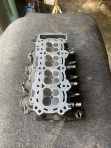 2008 CBR600RR Cylinder Head ‼️DAMAGED‼️ - Picture 1 of 5