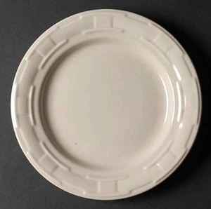 Longaberger Woven Traditions Ivory Luncheon Plate 6464495 - Picture 1 of 1