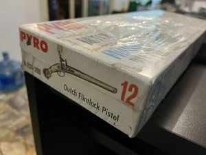 Pyro 1/1 Scale Dutch flintlock pistol never opened vintage old model plastic kit - Picture 1 of 3