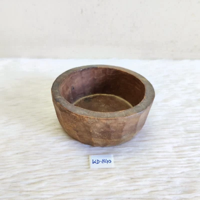 Utensílios de cozinha decorativos vintage primitivos feitos à mão tigela de madeira década de 1920 WD840 - Imagem 1 de 4