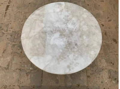 Mesa de centro redonda de piedra de cuarzo blanco muebles hechos a mano decoración de piedra de cristal Foto 1 de 4