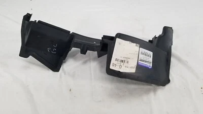 2011-2014 道奇充电器 正品 Mopar 散热器 空气密封右 57010436AA — 第 1/4 张图片