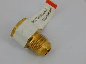 BRASS TUBE FITTING, COUPLIING, 3/8" FLARE x 3/8 FEMALE PIPE - 54046-0606 - Picture 1 of 3