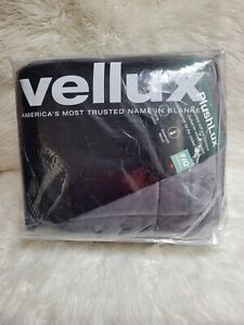 VELLUX Luxury Plush Full/Queen Blanket Grey