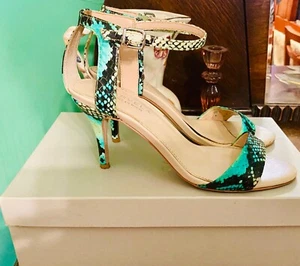 Stunning Carvela Green Snake print mid heel sandals size 3 (36)worn once for a s - Picture 1 of 13