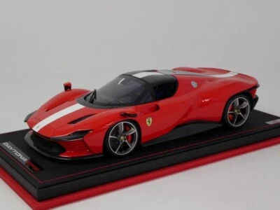 MR Ferrari SP3 Daytona Rosso Scuderia 2022 1/18 FE036E - Immagine 1 di 3