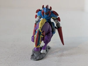 Yu-Gi-Oh! Gaia The Fierce Knight 4.5cm Height Mini Figure 2002 Mattel Free P&P - Picture 1 of 6