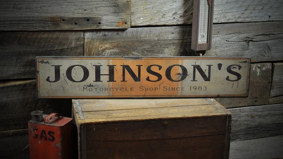 Letrero de fecha personalizado para tienda de motocicletas - Letrero de madera vintage rústico hecho a mano Foto 1 de 1