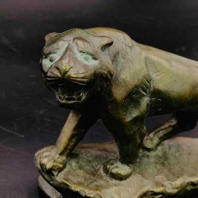Tiger Bronze Statue 5.1 inch tall Japanese Metalwork Figurine - Image 1 of 4