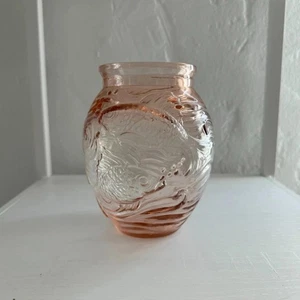 Vaso rosa Art Decò di Souchon Neuvesel vetreria made in France motivo pesce - Foto 1 di 5