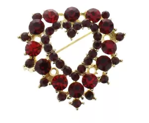 Broche ostentoso Corazón Rojo Amor San Valentín Día Amor Estrás Sombrero Solapa Pin - Imagen 1 de 3