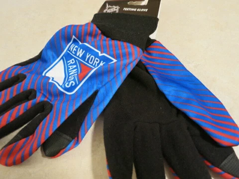 NWT RARE New York  RANGERS texting gloves  from WINCRAFT 1/2 pr shipping Cover