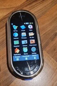 Samsung M7600 Beat DJ Mobile Phone - Picture 1 of 16