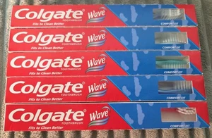 5 NOS Colgate Wave Zahnbürste einzeln verpackt verschiedene Farben ~☆LESEN☆~2003 - Bild 1 von 7