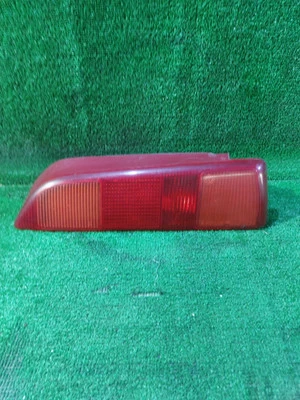 Fanale Fanalino Stop Posteriore Destro Alfa Romeo 146 Anno 1995 - Immagine 1 di 4